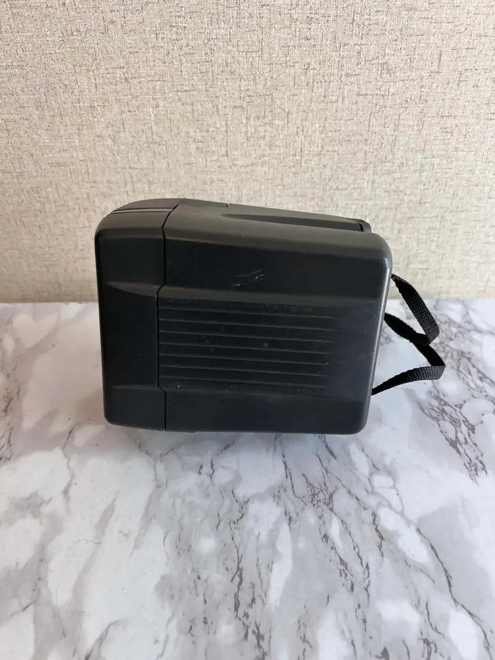 Polaroid OneStep 600 Instant Film Camera